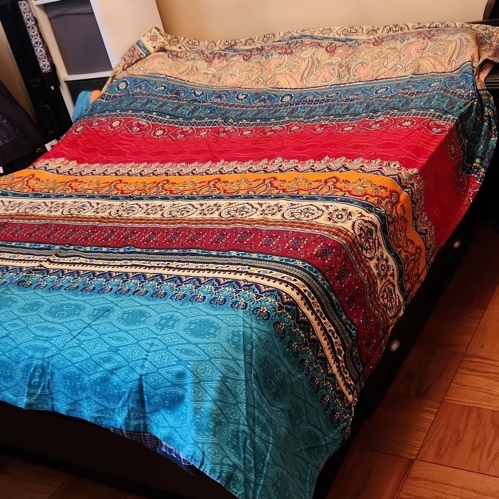 NWOT Bohemian multicolor floral print heavy cotton duvet cover 90"x85" (Queen)